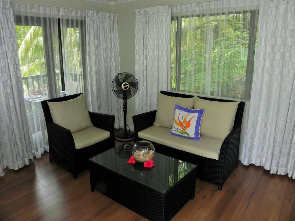 Hillside Retreat Villa Baie Lazare  ภายนอก รูปภาพ